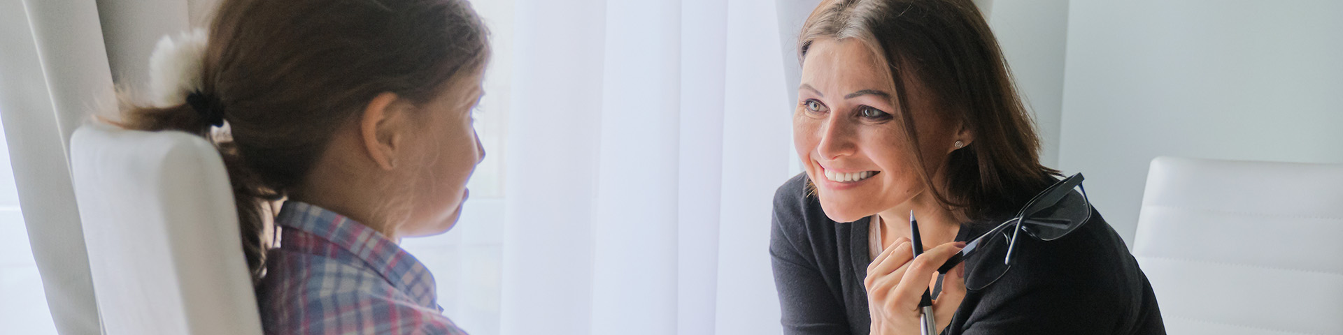 Therapist one-on-one session with child 